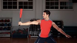 Frontal lunge with opposite frontal arm cast