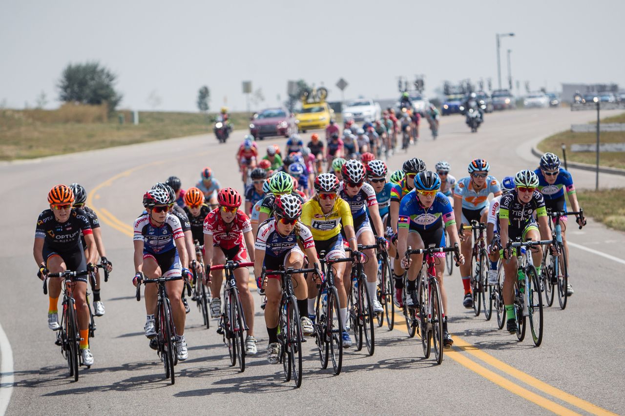 Race leader Kristin Armstrong stays safe near the front of the bunch