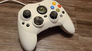 Hyperkin Xbox controller in white