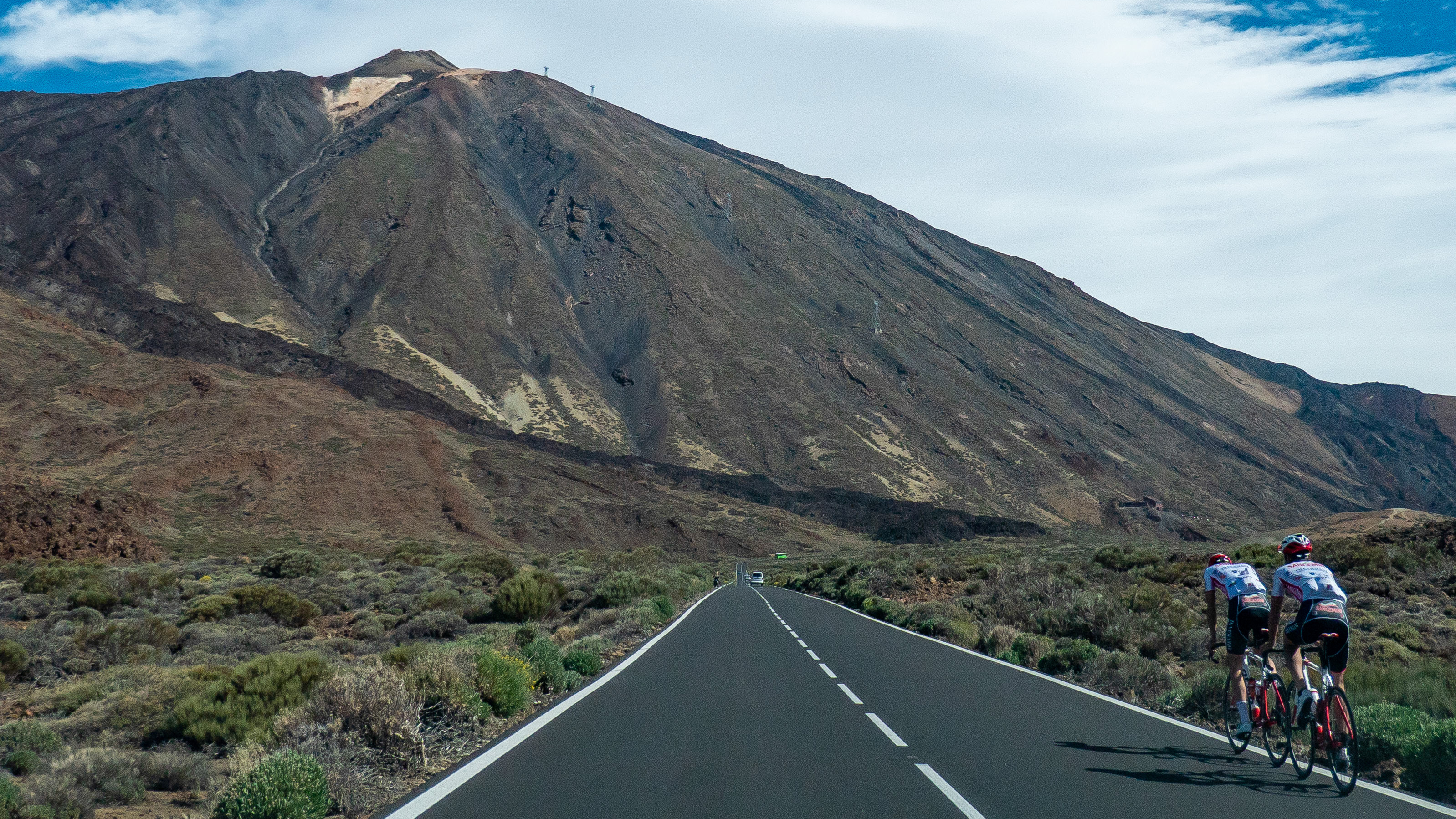 Should cycling ban altitude training? How an obsession with peak performance is ruining racing