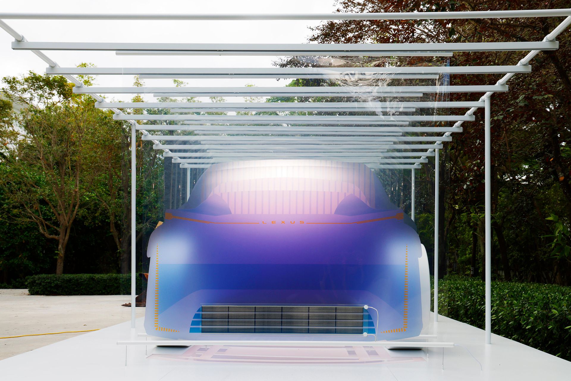 8 Minutes and 20 Seconds, Marjan van Aubel's installation with Lexus in Miami