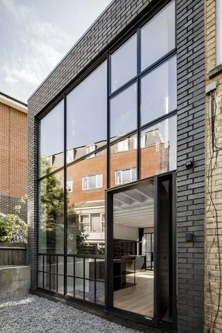 groves natcheva completes house in battersea