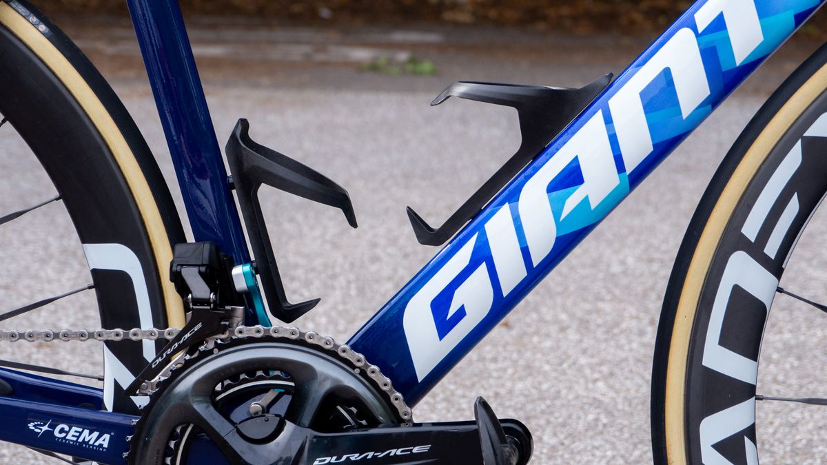 New Giant Propel gallery BikeExchange Jayco's Tour de France bike