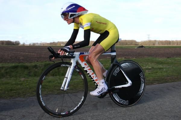 Marianne Vos (Stichting Rabo Women Cycling Team) would lose her yellow jersey and drop to third place on general classification.