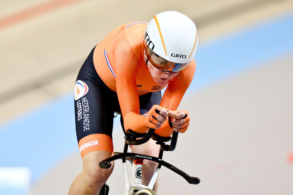 Annemiek Van Vleuten (Netherlands) took silver in the IP
