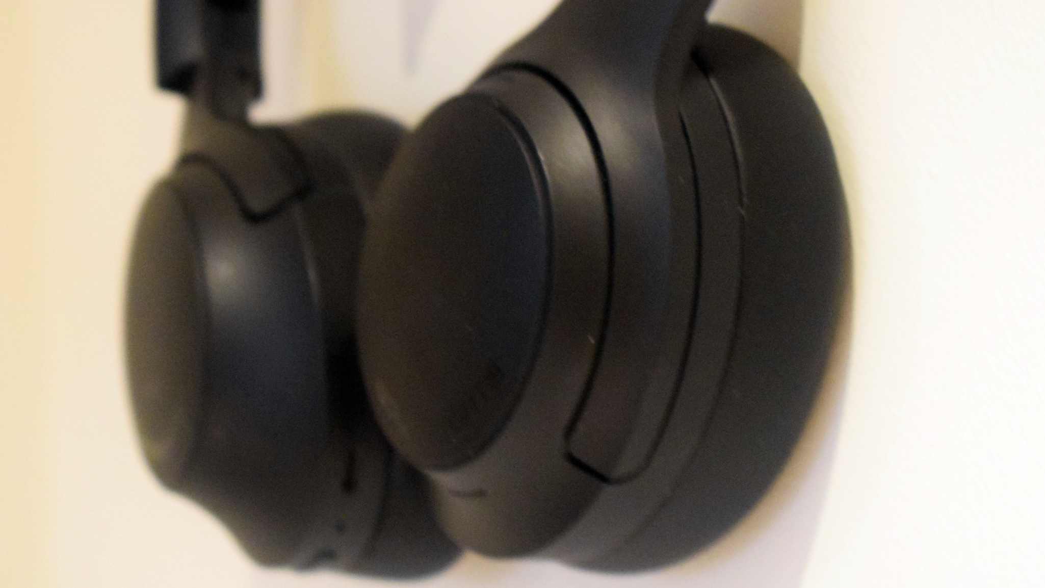 The Soundpeats Cove Pro's outer shell.