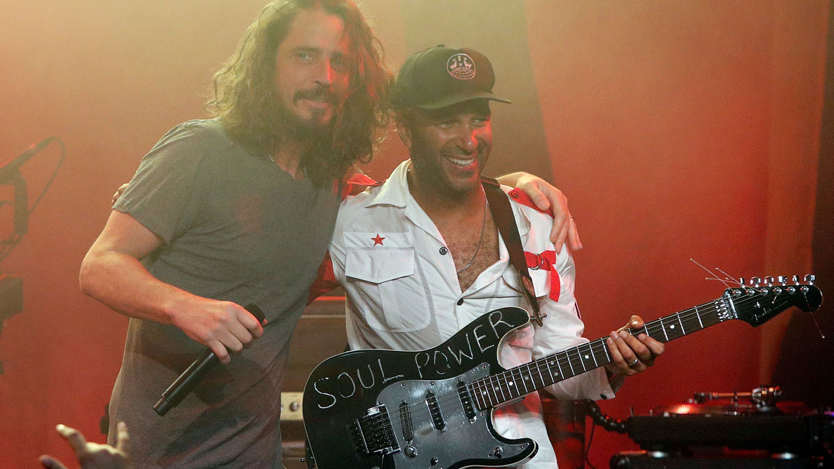 Tom Morello surprises 10-year-old fan with Soul Power Stratocaster