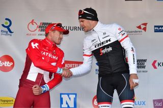 Alexander Kristoff (Katusha) congratulates Jasper Stuyven (Trek-Segafredo)