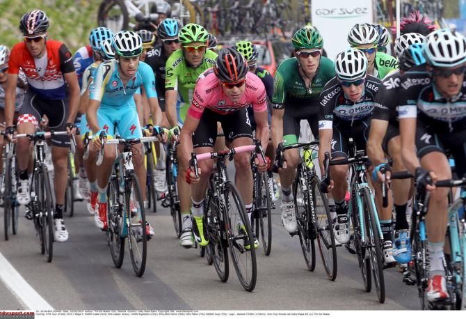 The overall contenders with Cadel Evans (BMC) in pink