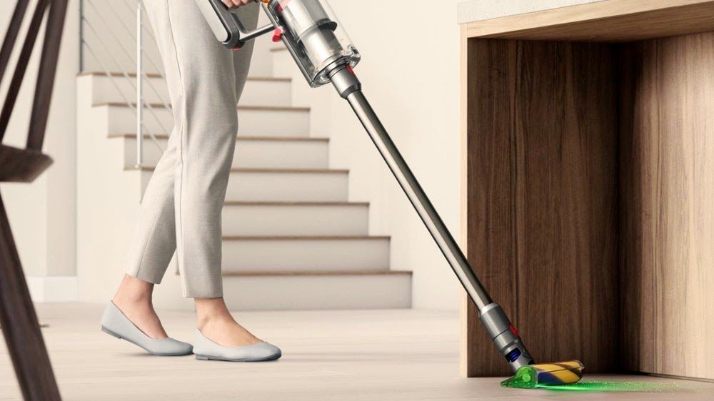 Dyson Gen5Detect Absolute vs Dyson V15 Detect which cordless vacuum
