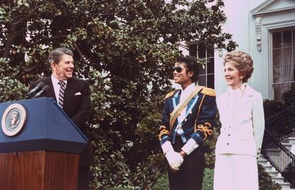 Michael Jackson With Ronald Reagan 