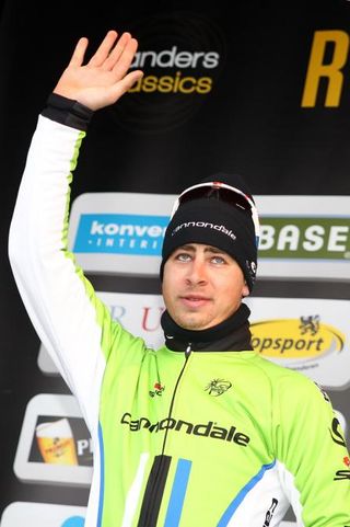Sagan apologizes for the pinch on Tour of Flanders podium