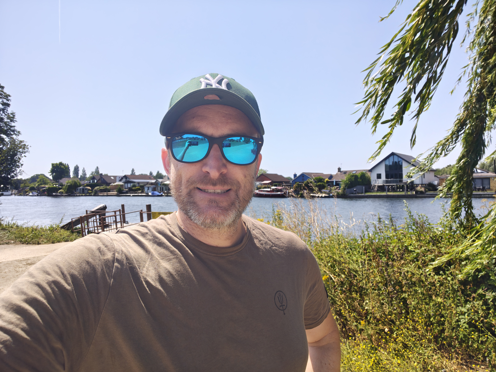 Motorola Razr 70 Ultra selfie samples
