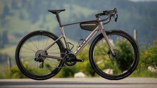 A Scott Addict road bike 