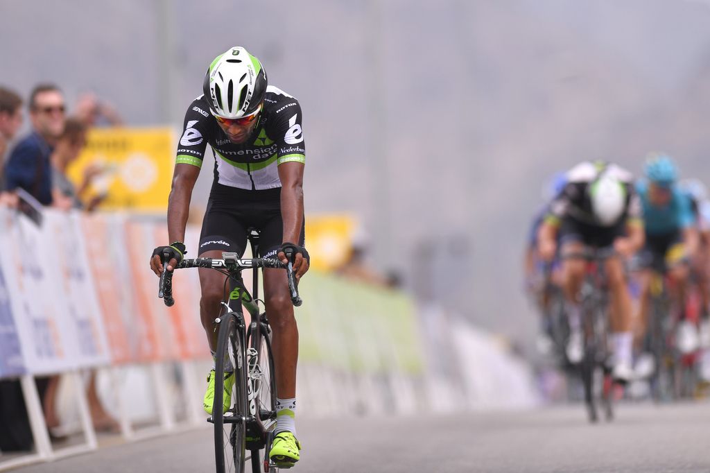 Merhawi Kudus (Dimension Data) fights for fourth place