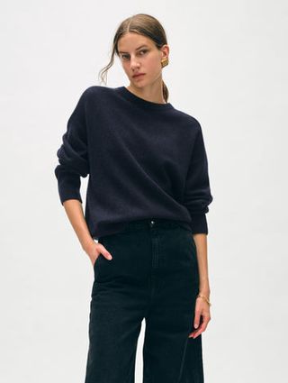 cashmere saddle sleeve crew neck