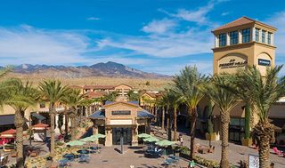 Desert Hills Premium Outlet shopping centre in Palm Springs