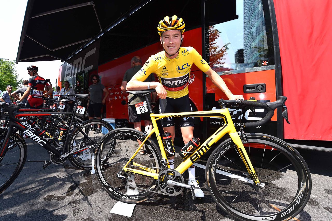 Rohan Dennis (BMC) with his maillot jaune and yellow bike