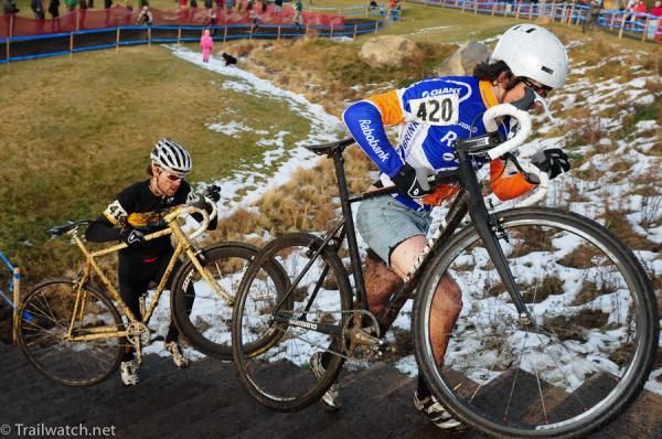 Adam Craig (Giant-Rabobank) being chased by Aaron Bradford early in the race.