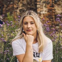 Becca Cullum-Green's avatar