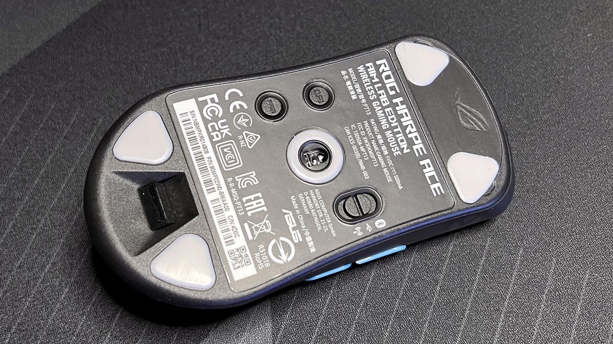 Asus ROG Harpe Ace Aim Lab Edition