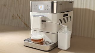 KitchenAid KF6 espresso machine in Porcelain White