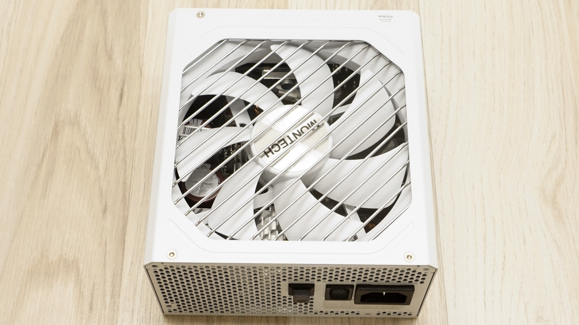 Montech Titan PLA 750W