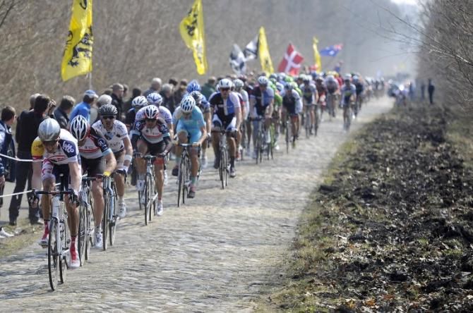 The peloton during Paris-Roubaix