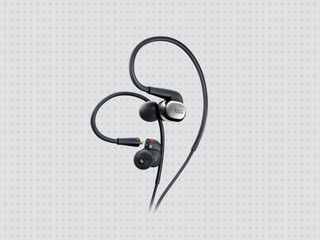 AKG N40 Earphones