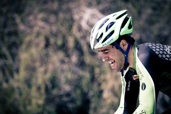 Taylor Barrett (Wonderful Pistachios) going his hardest on the climb.