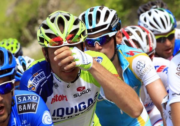 Roman Kreuziger (Astana) follows Ivan Basso (Liquigas-Cannondale).