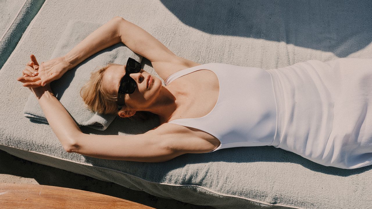 Vanessa Sposi x Kelly Rutherford collection