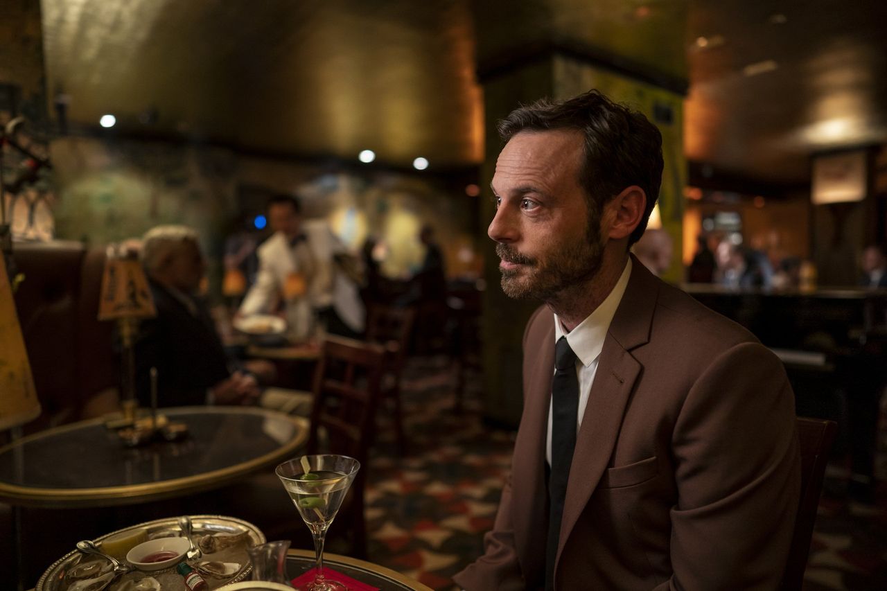 Bradley Field (Scoot McNairy)