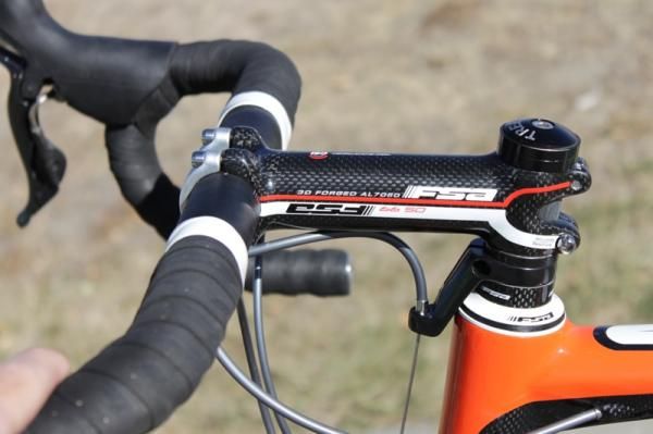 FSA's OS-99 CSI stem has an alloy base that's wrapped in carbon