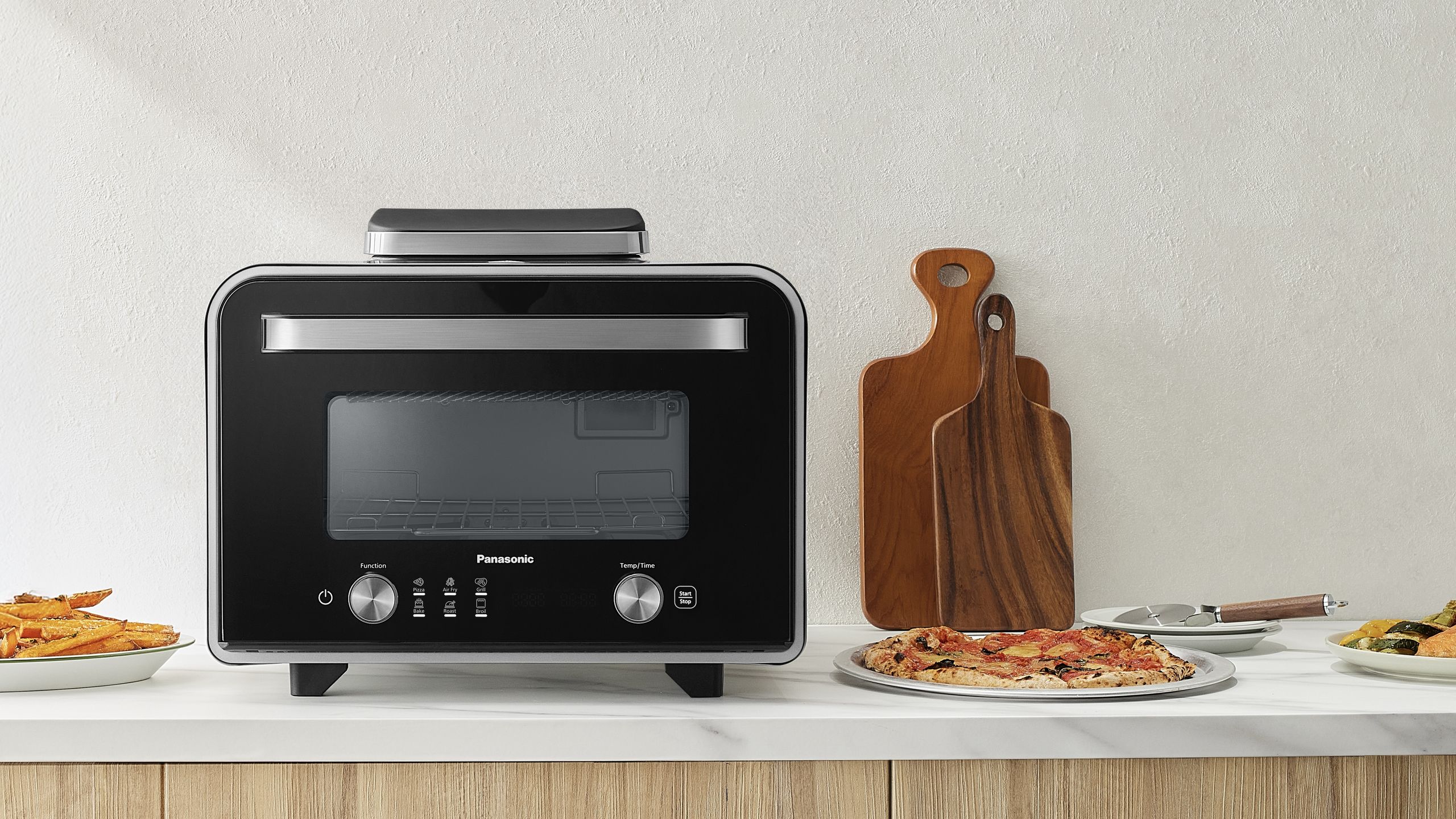 Panasonic's new countertop pizza oven cooks a 12-inch pizza in just 3 minutes