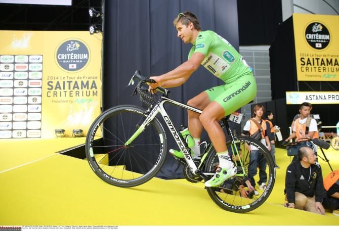 Peter Sagan dons the green jersey once more in Saitama.