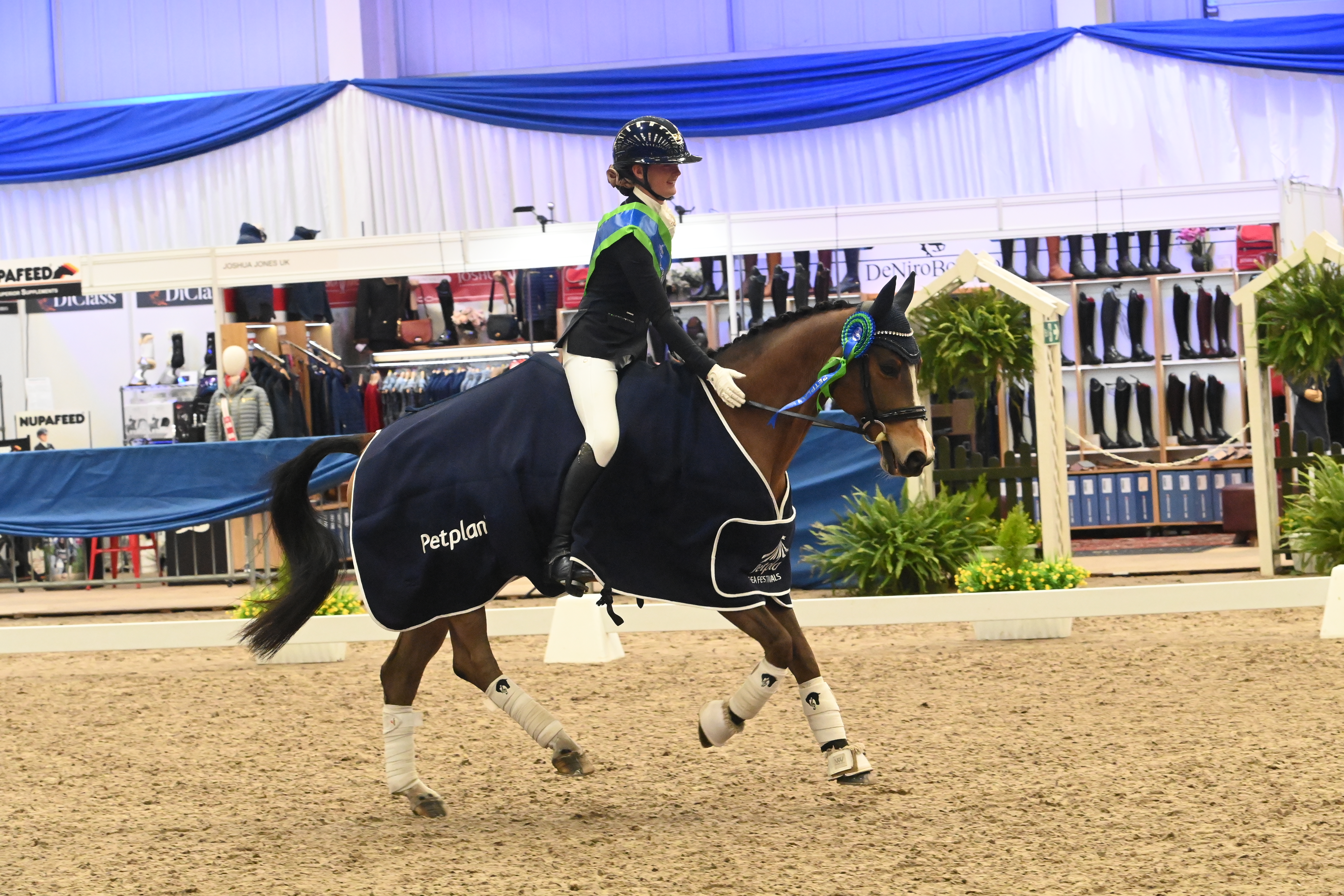 Rose Punchard wins at the 2025 Winter Area Festival Championships