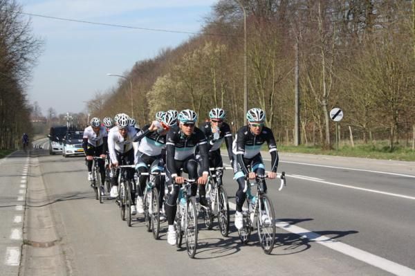 Stuart O'Grady leads the recovery ride towards the climbs