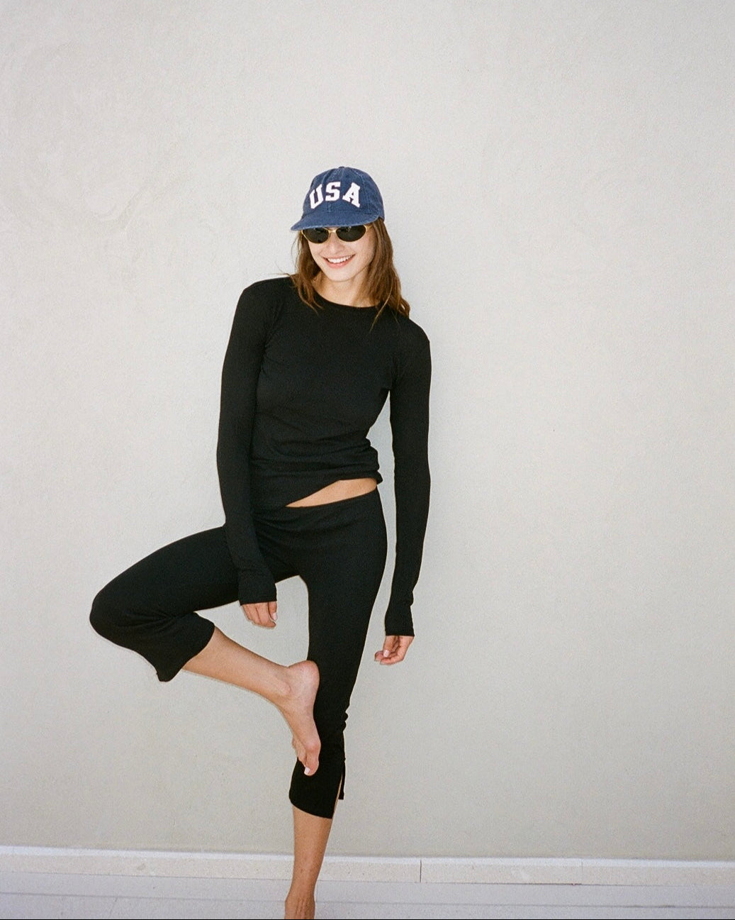 Capri Easy Black Pants - S