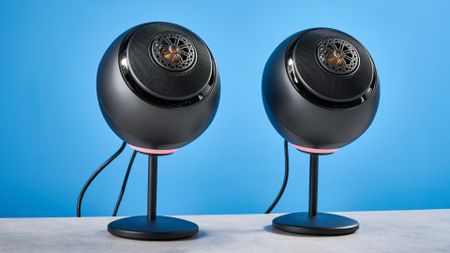Black Creative Pebble Nova computer speakers