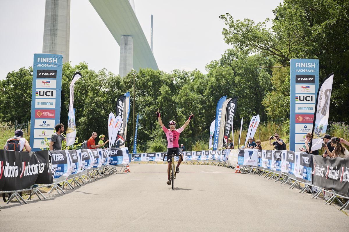 Toby Perry wins overall 2023 title with solo effort