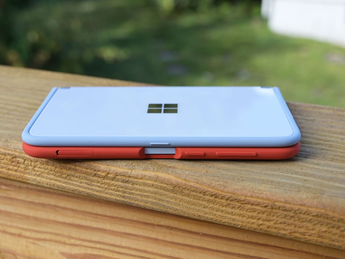 Surface Duo Red Blue Bumper