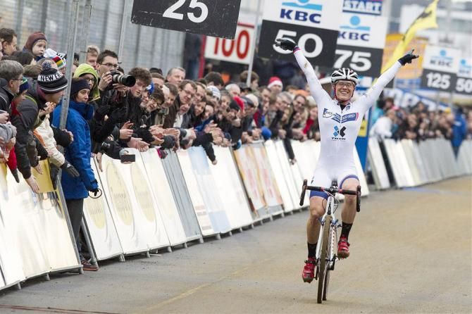 Katie Compton (Trek Cyclocross Collective) continued her dominance of the 'cross World Cup with a victory in round 5 at Heusden-Zolder, Belgium