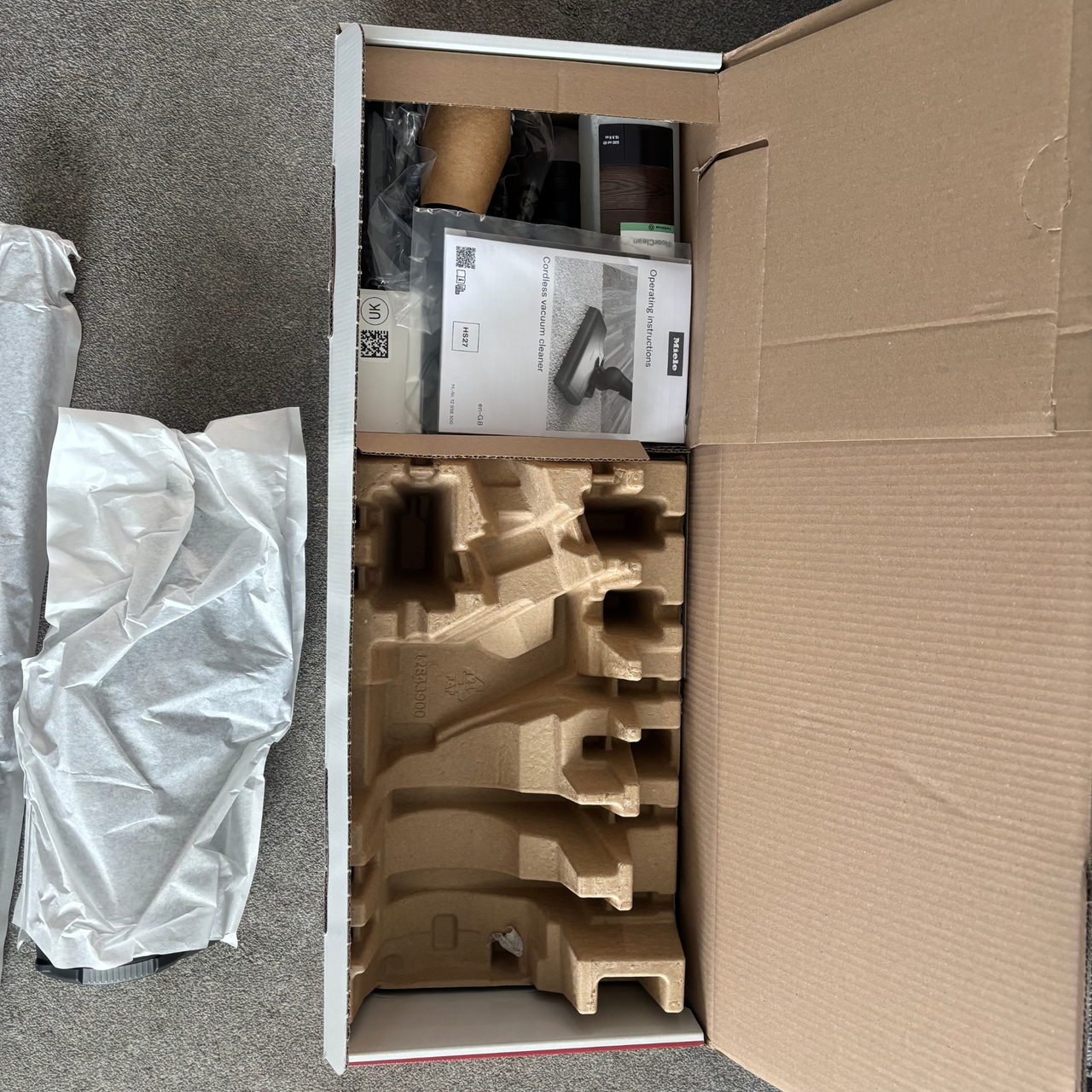 Miele Triflex HX3 Aqua unboxing