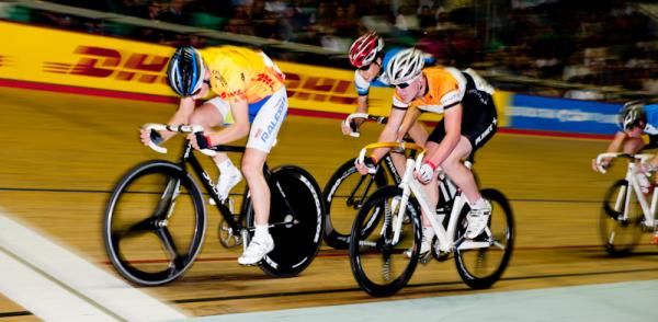 Sam Lowe takes the Future Stars Devil