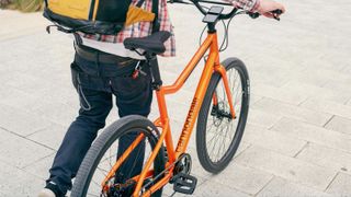 Choosing a sales commuter bike