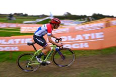 RUDDERVOORDE BELGIUM OCTOBER 20 Lucinda Brand of The Netherlands and Team Baloise Trek Lions competes during the 37th Superprestige Ruddervoorde 2024 Womens Elite on October 20 2024 in Ruddervoorde Belgium Photo by Luc ClaessenGetty Images