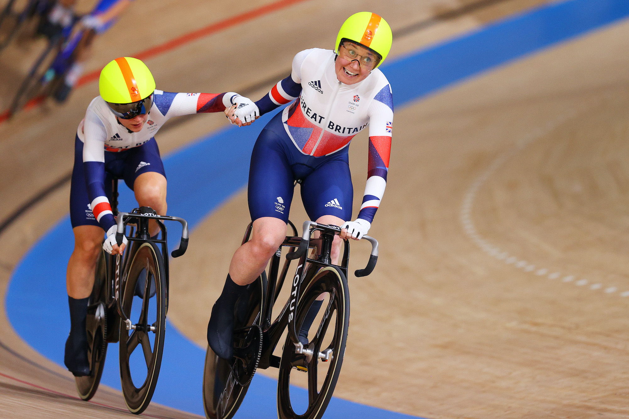 Laura Kenny (left) and Katie Archibald on their way to Madison gold