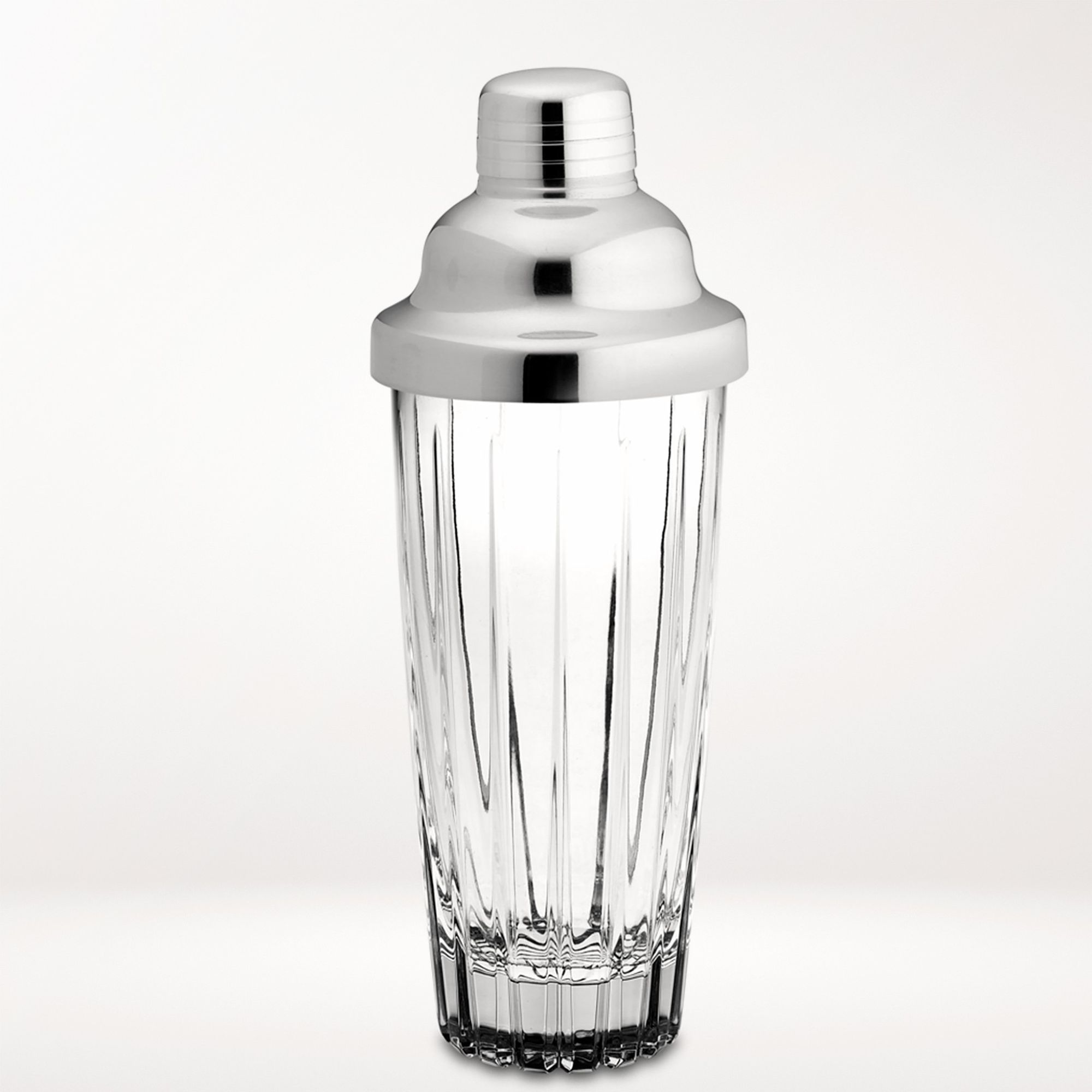 Crystal cocktail shaker with silver top