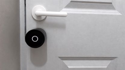 Yale Linus Smart Lock L2 Lite installed on door underneath door handle